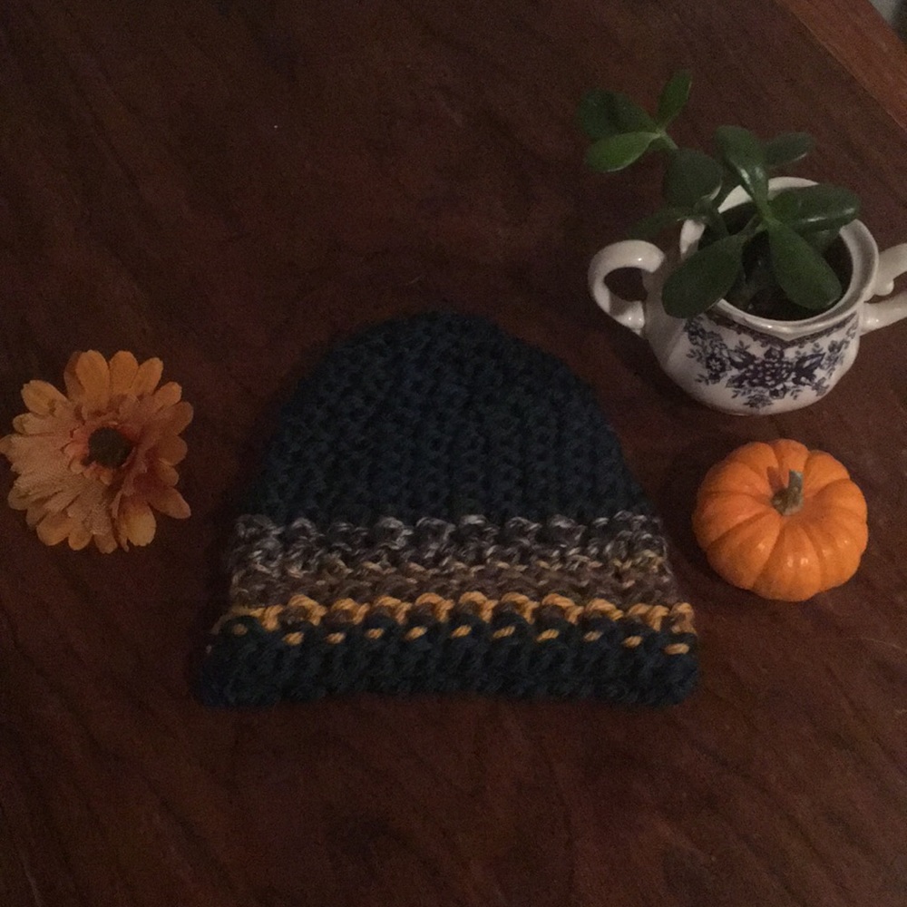 SOLD ⛄️HOLIDAY SALE⛄️Halfie-Style Handmade Beanie!